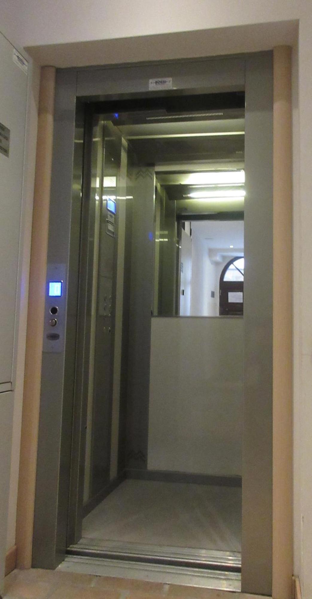 Aparthotel Torretta Eight Триест Екстериор снимка